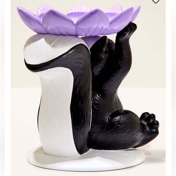 BBW FLOWERY SKUNK PEDESTAL THREE WICK CANDLE HOLDER NWT - Picture 4 of 5